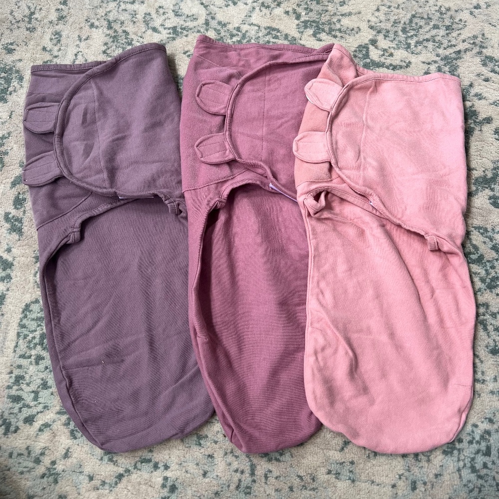 NWOT Comfy Cubs Swaddle Bundle Size S/M Baby Girl